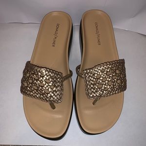 Donald Pliner platino wowen metallic